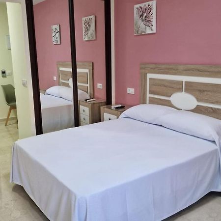 Hotel Nuevo Espartinas Ngoại thất bức ảnh