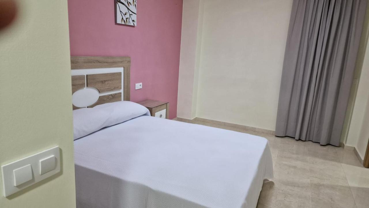 Hotel Nuevo Espartinas Ngoại thất bức ảnh