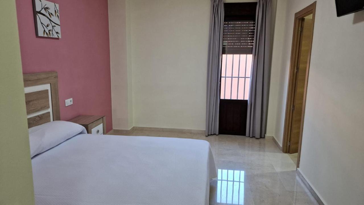 Hotel Nuevo Espartinas Ngoại thất bức ảnh