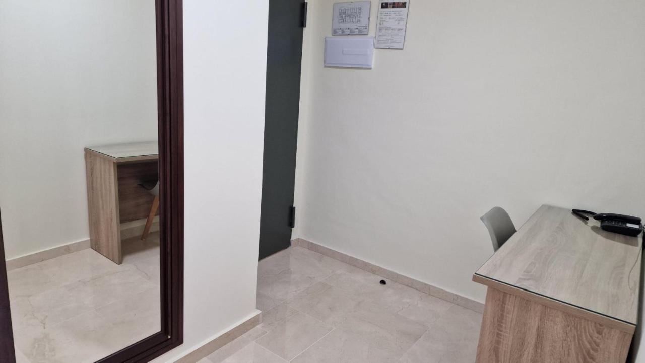 Hotel Nuevo Espartinas Ngoại thất bức ảnh
